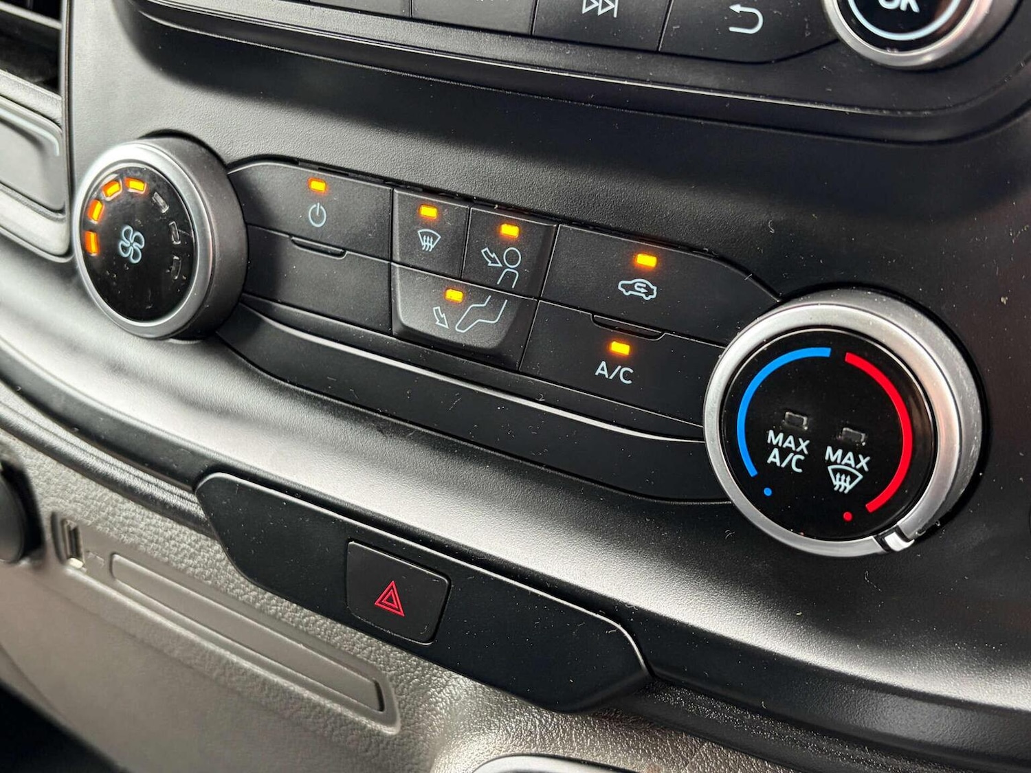 Used Ford Transit Custom 2023 for sale - 77474848: Photo 42