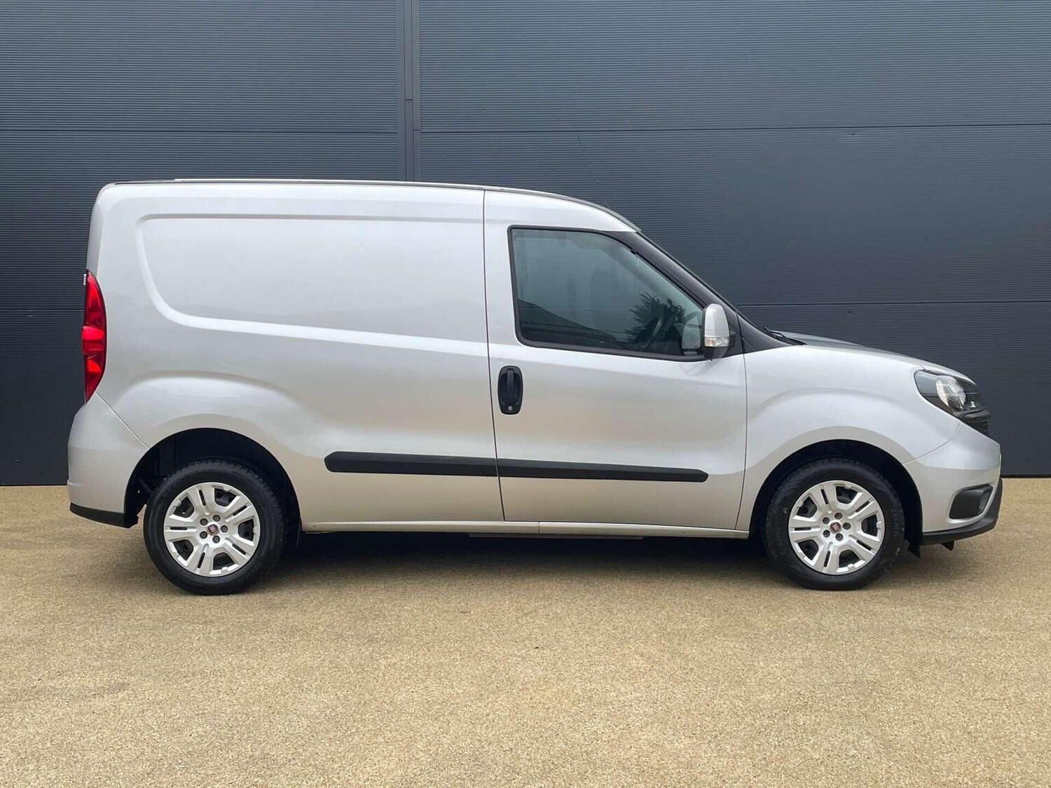 Used Fiat Doblo 2023 for sale - 77880937: Photo 9