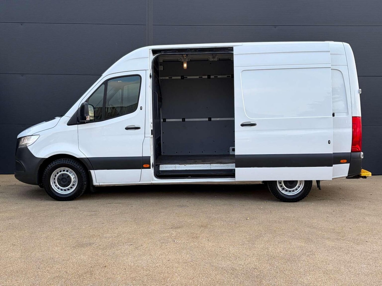 Used Mercedes-Benz Sprinter 2022 for sale - 77049250: Photo 9