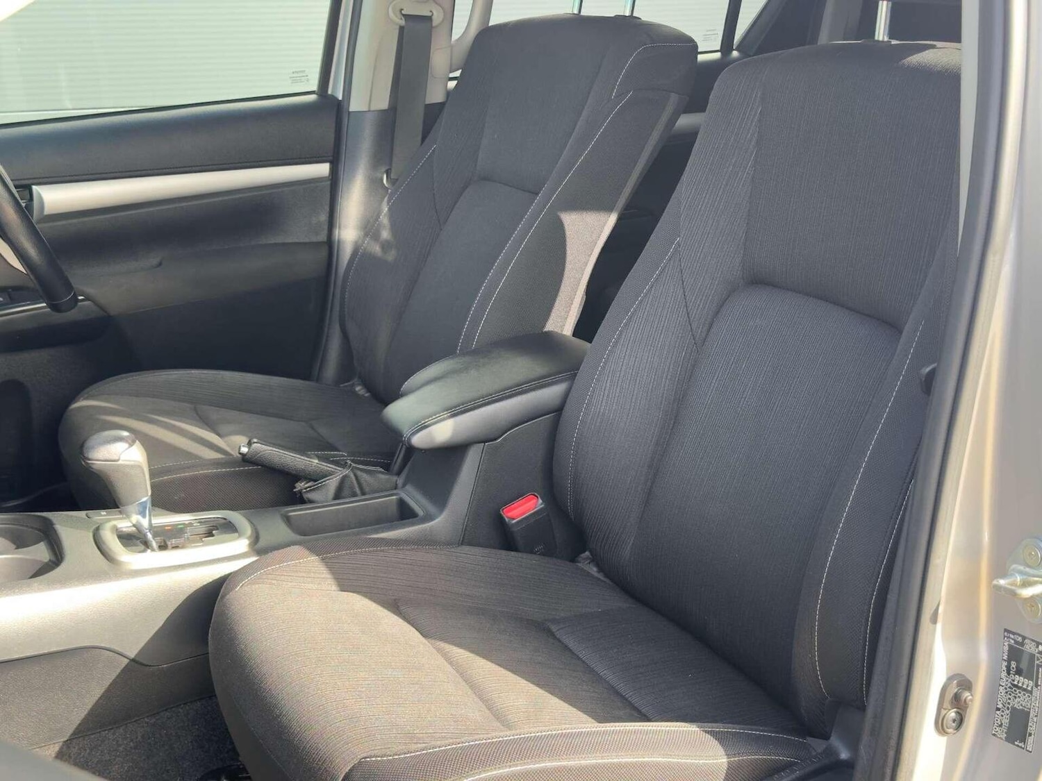 Used Toyota Hilux 2022 for sale - 76427957: Photo 12