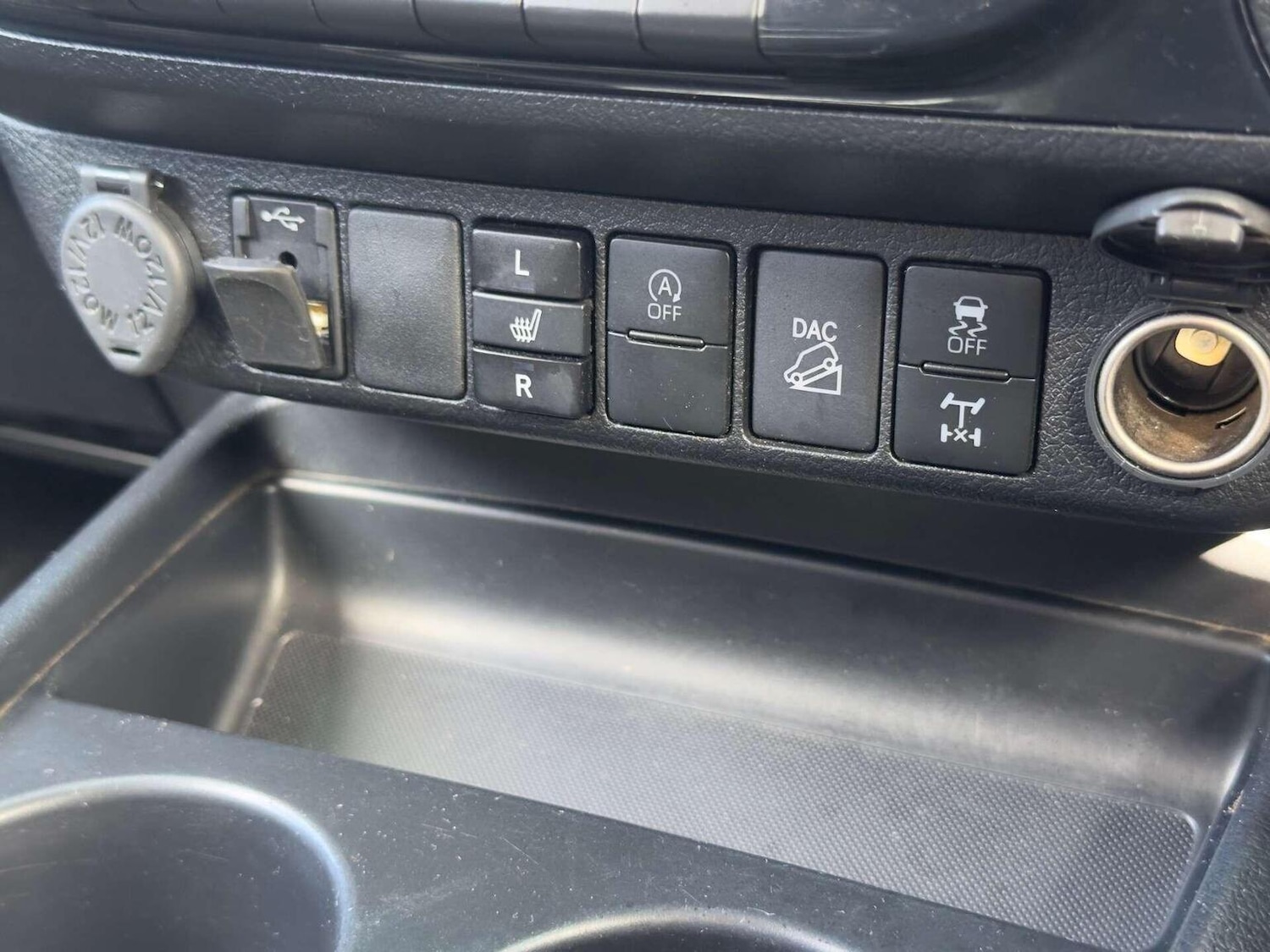 Used Toyota Hilux 2022 for sale - 76427957: Photo 32