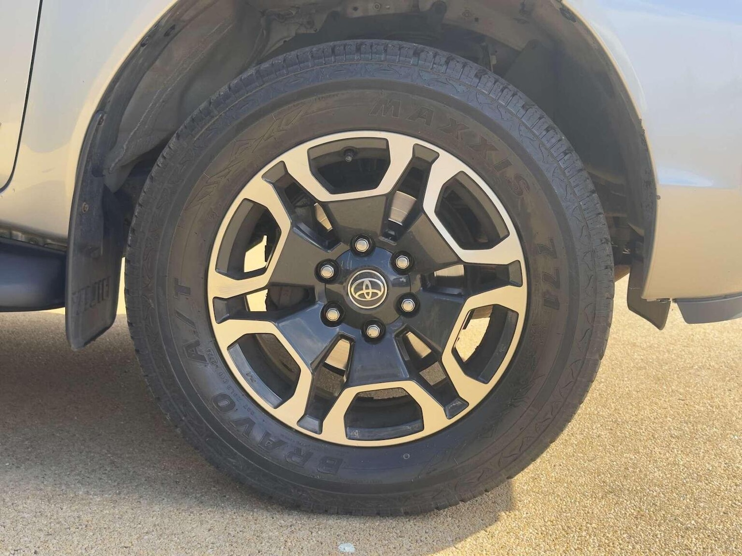 Used Toyota Hilux 2022 for sale - 76427957: Photo 8