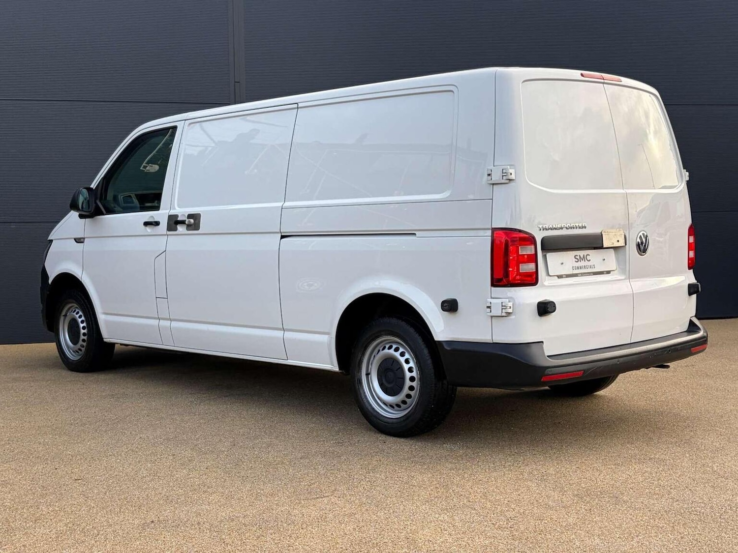 Used Volkswagen Transporter 2019 for sale - 77173238: Photo 3