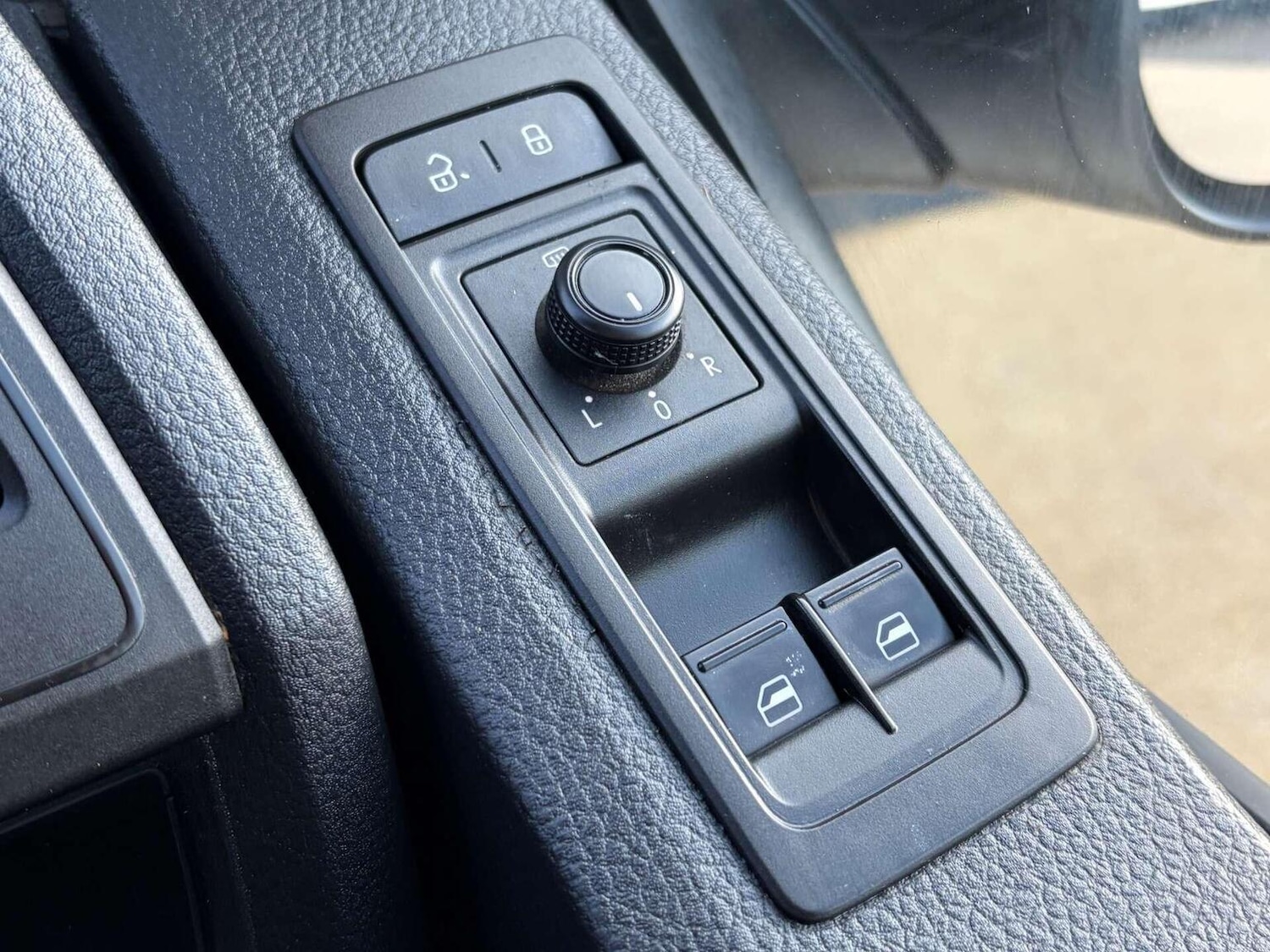 Used Volkswagen Transporter 2019 for sale - 77173238: Photo 31