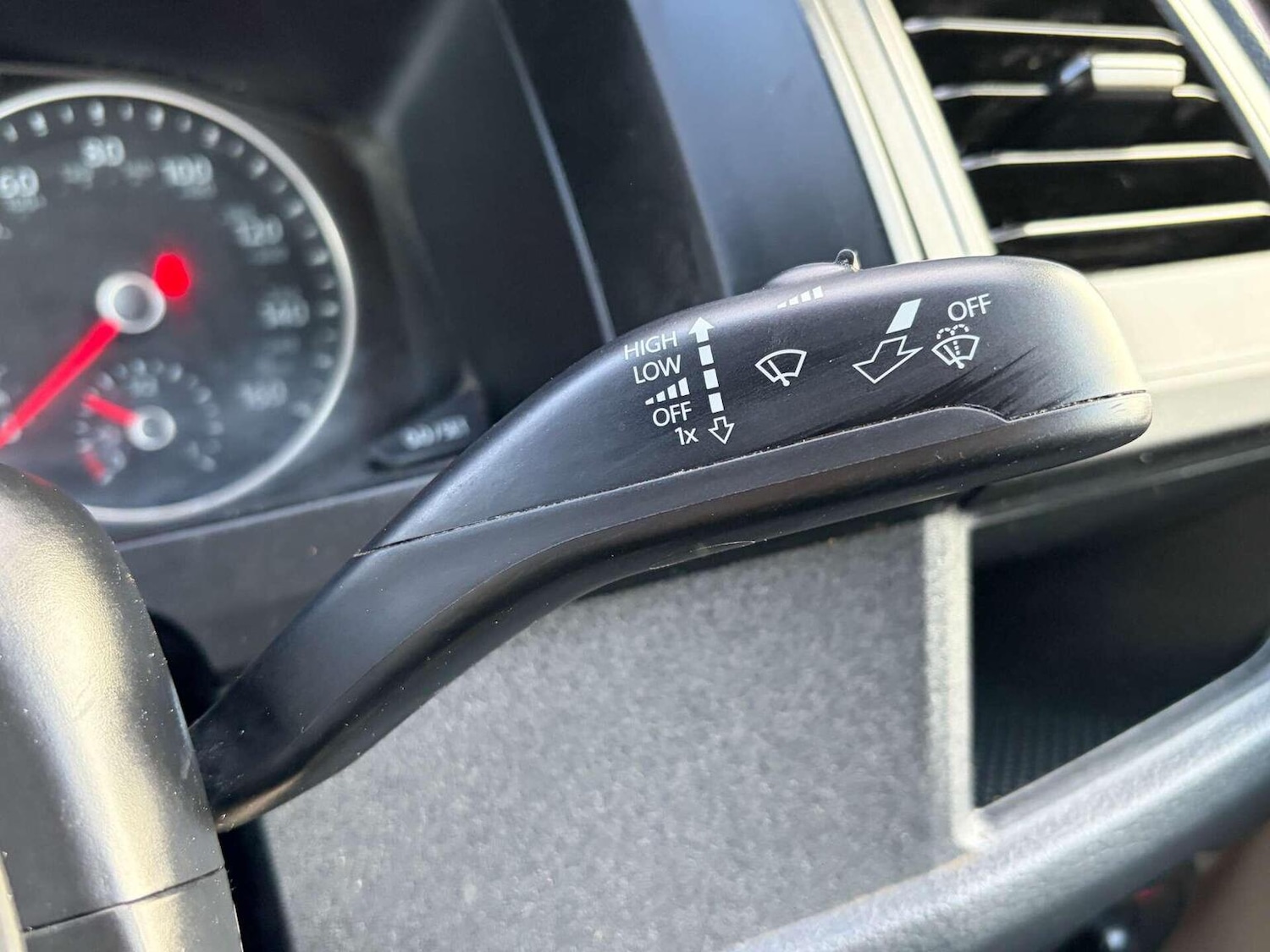 Used Volkswagen Transporter 2019 for sale - 77173238: Photo 35