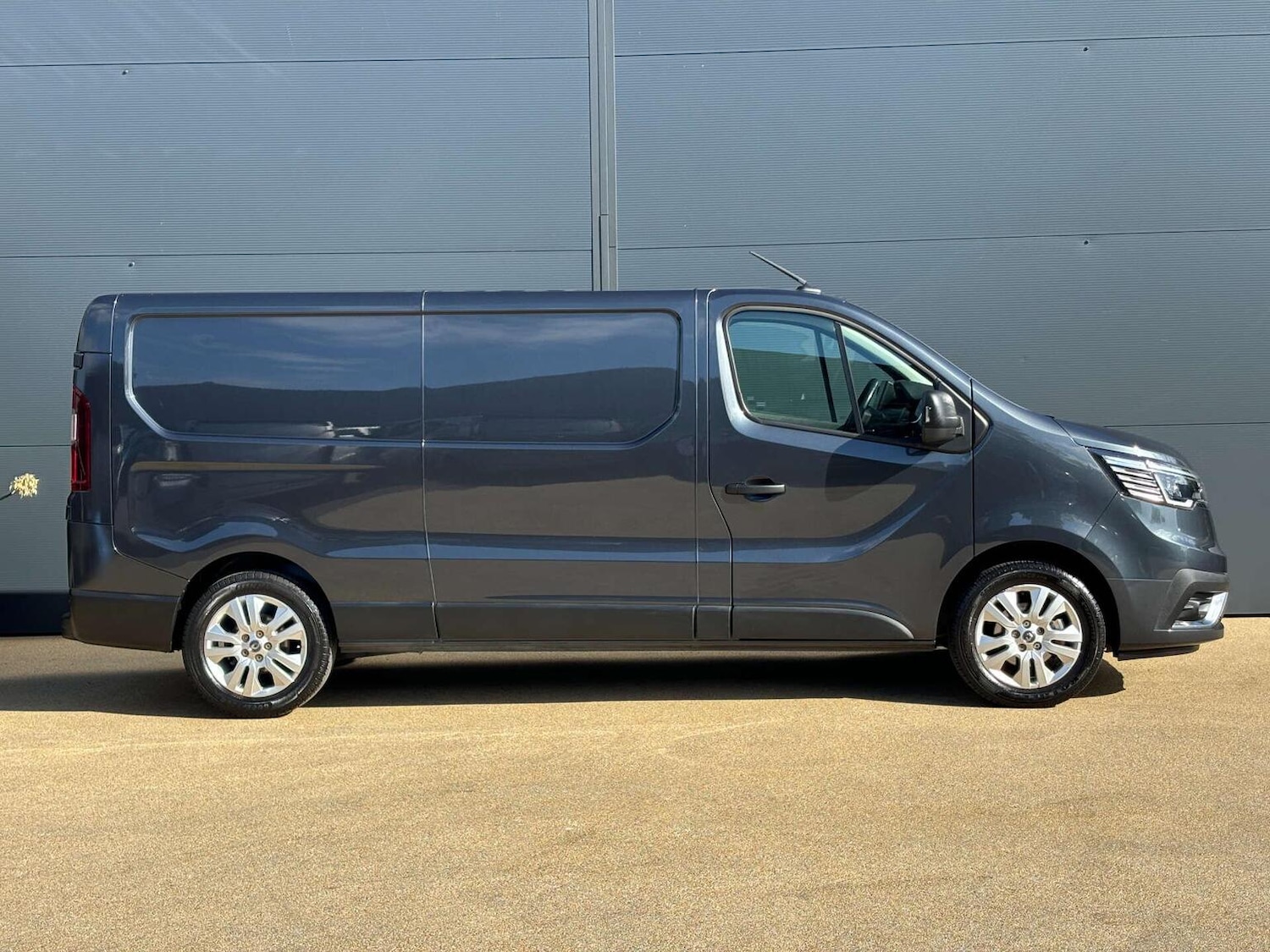 Used Renault Trafic 2022 for sale - 76427954: Photo 6