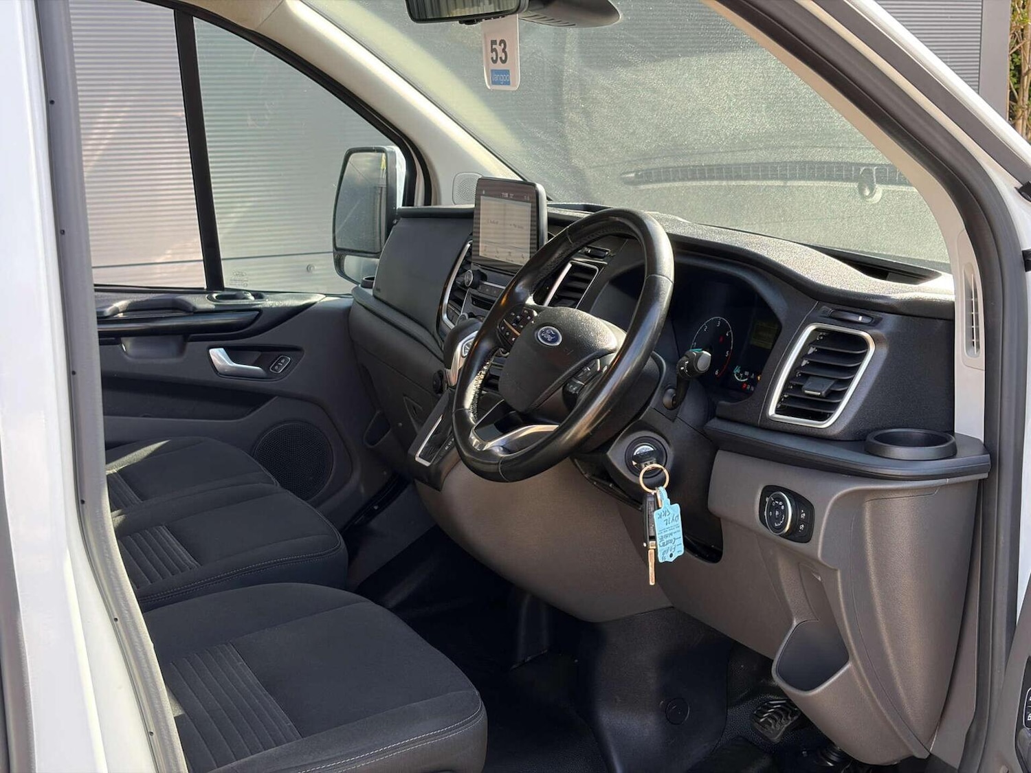 Used Ford Transit Custom 2022 for sale - 77931260: Photo 2