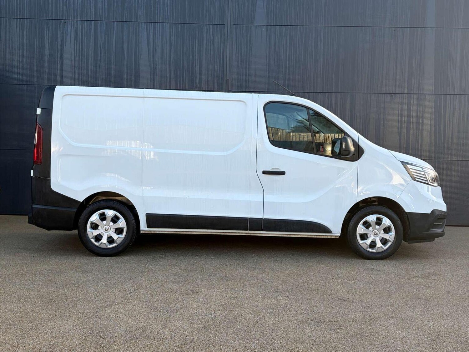 Used Renault Trafic 2023 for sale - 77363617: Photo 9