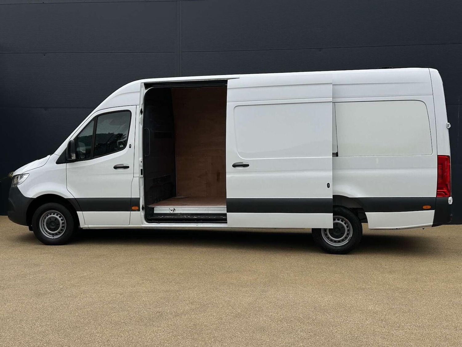 Used Mercedes-Benz Sprinter 2022 for sale - 76427939: Photo 10