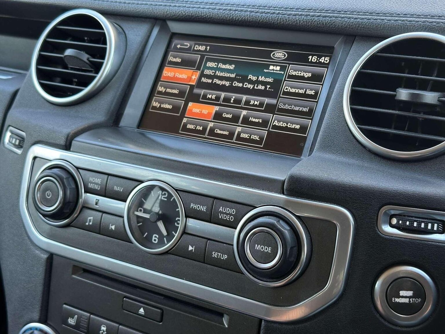 Used Land Rover Discovery 4 2013 for sale - 76427940: Photo 19