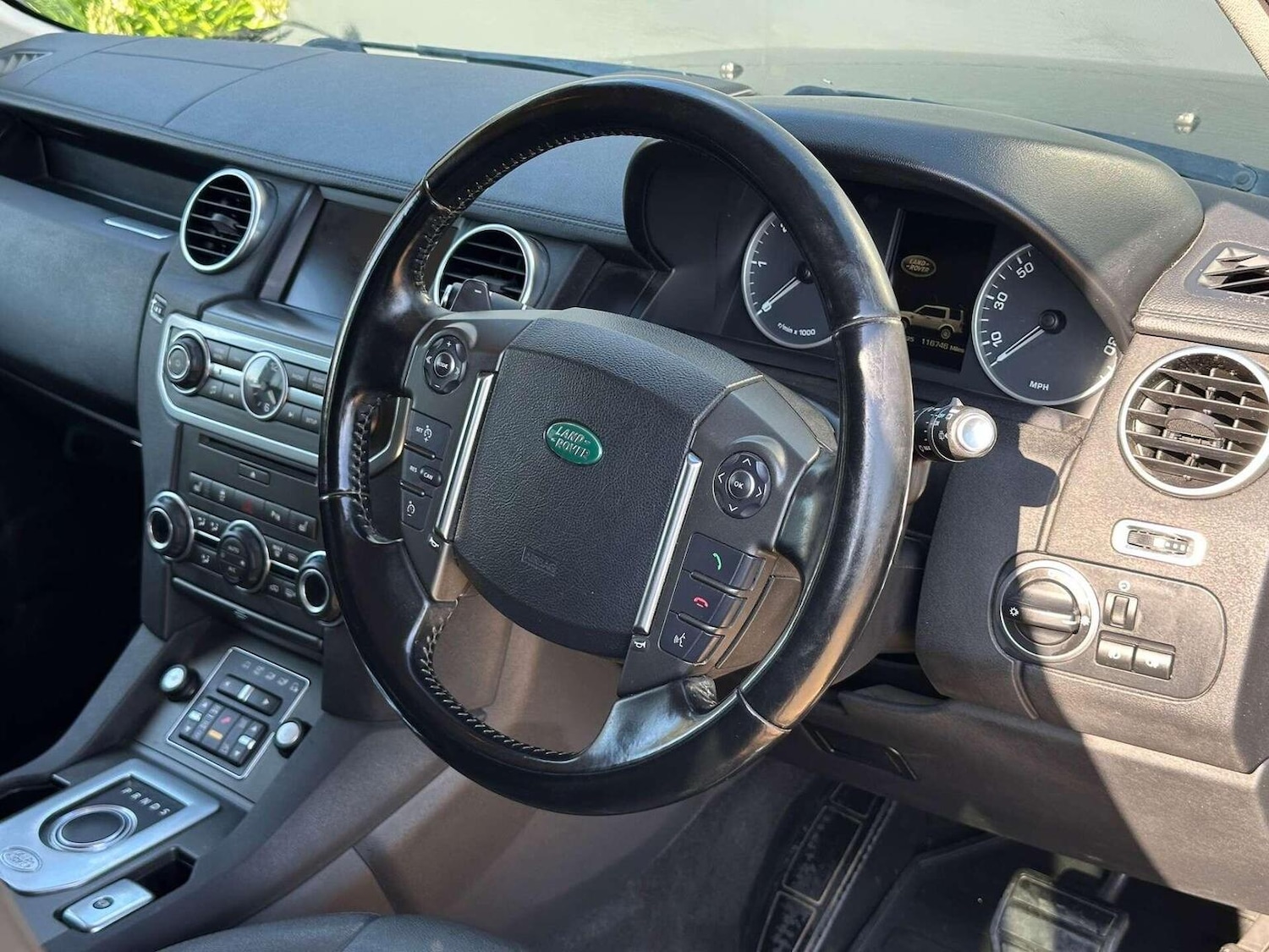 Used Land Rover Discovery 4 2013 for sale - 76427940: Photo 2