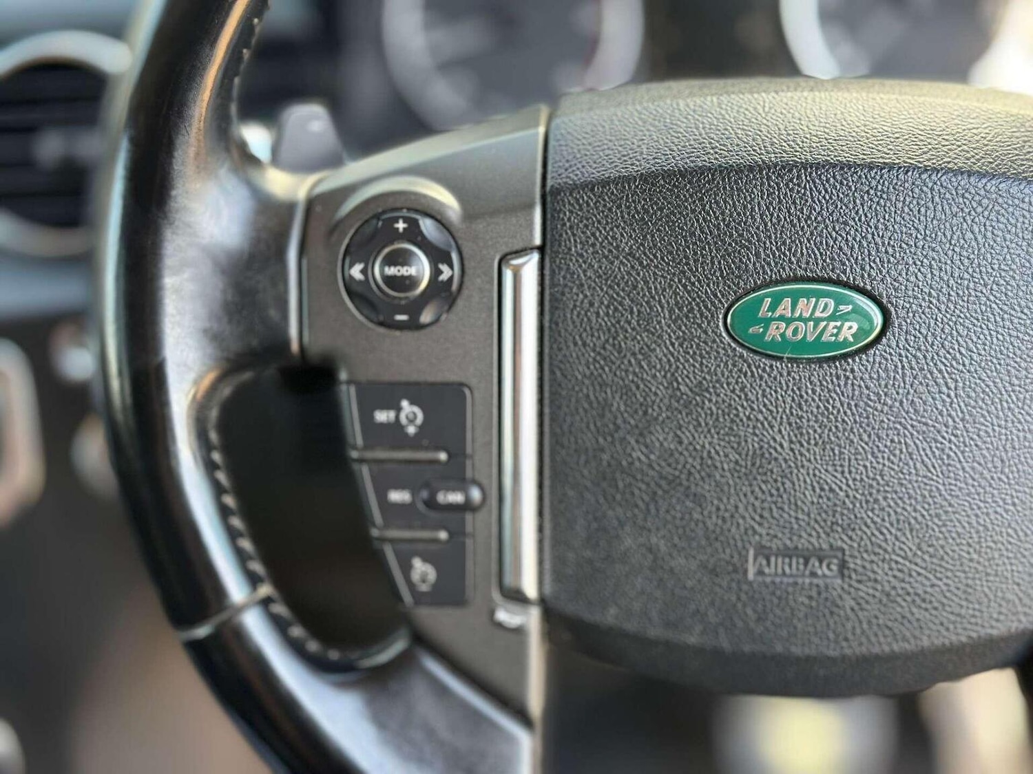 Used Land Rover Discovery 4 2013 for sale - 76427940: Photo 21