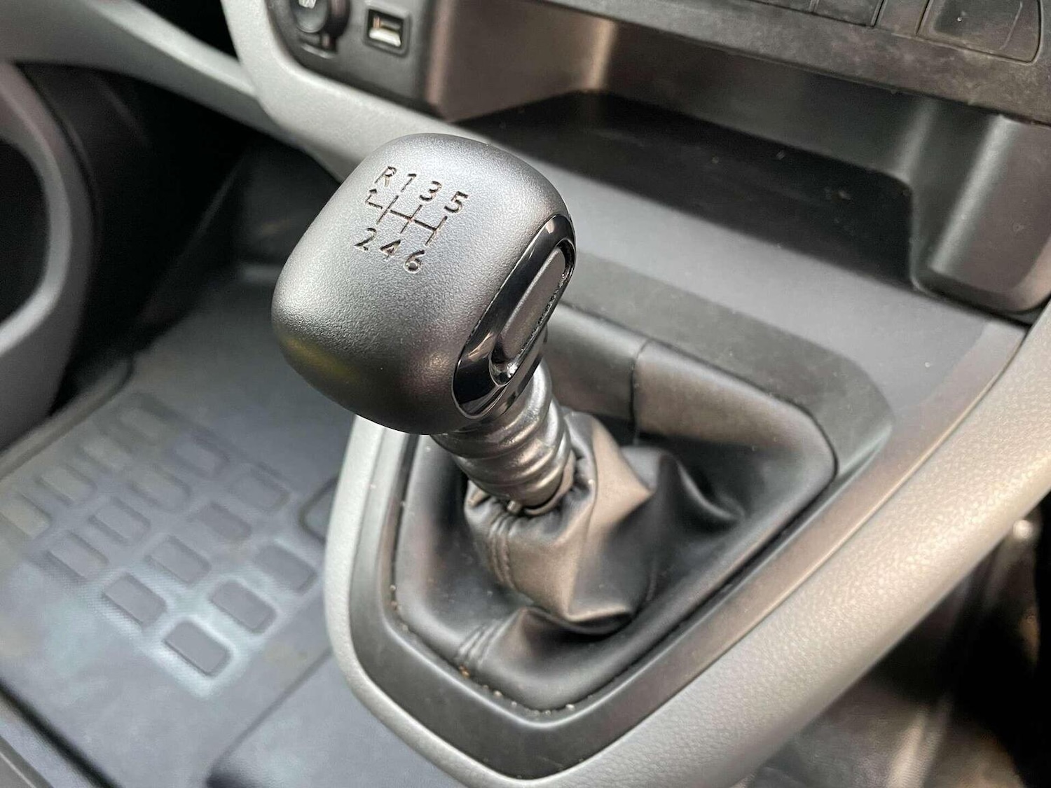 Used Vauxhall Vivaro 2022 for sale - 76769396: Photo 15