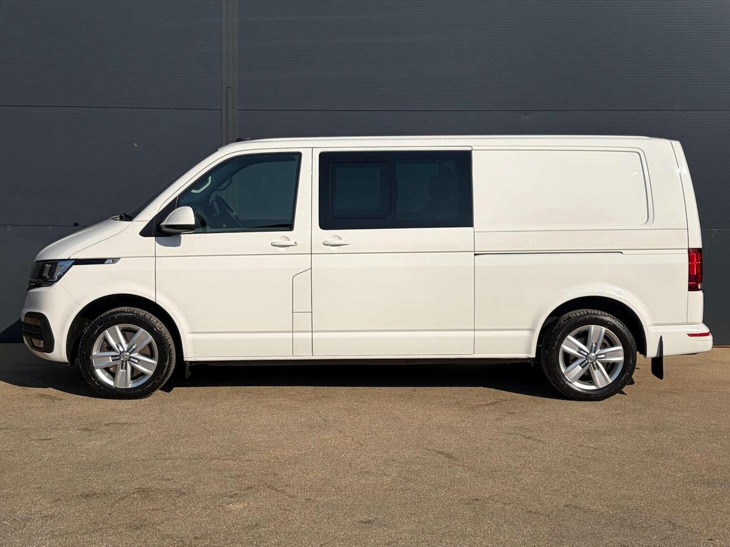 Used Volkswagen Transporter 2021 for sale - 77968785: Photo 14