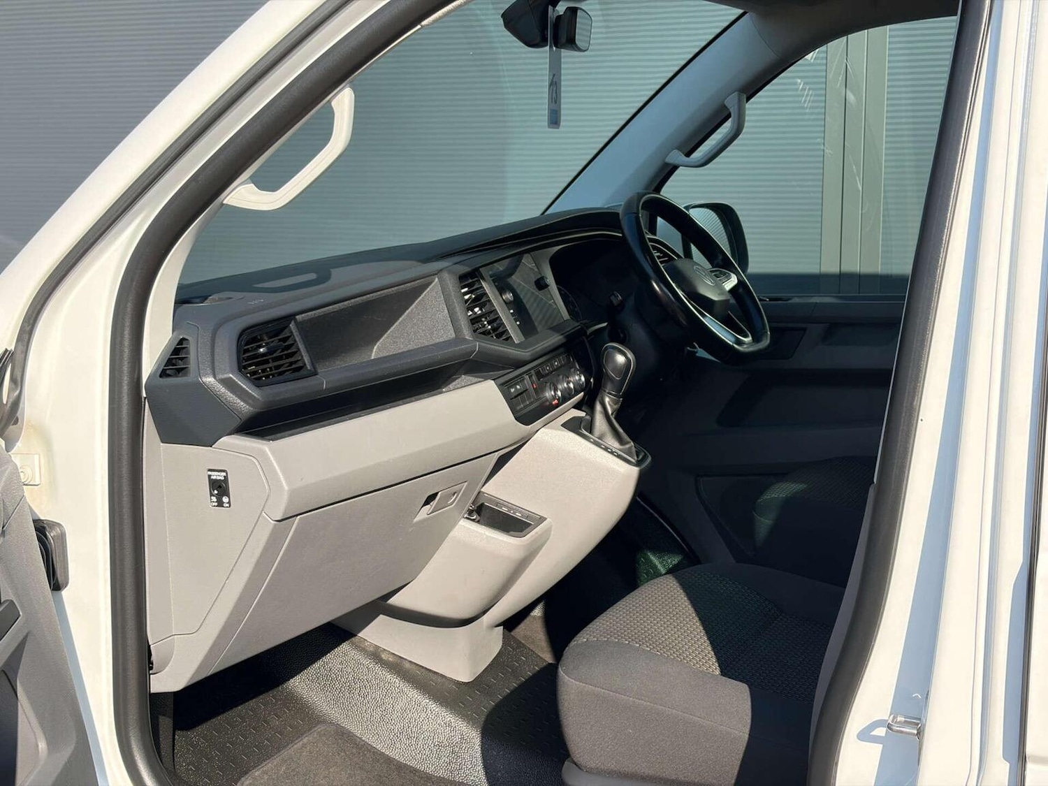 Used Volkswagen Transporter 2021 for sale - 77968785: Photo 27