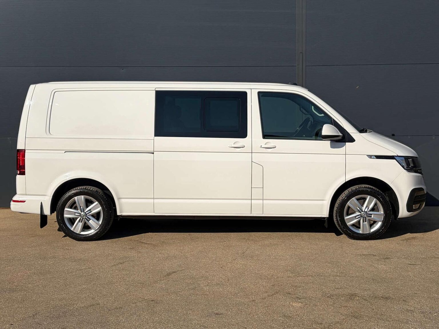 Used Volkswagen Transporter 2021 for sale - 77968785: Photo 8