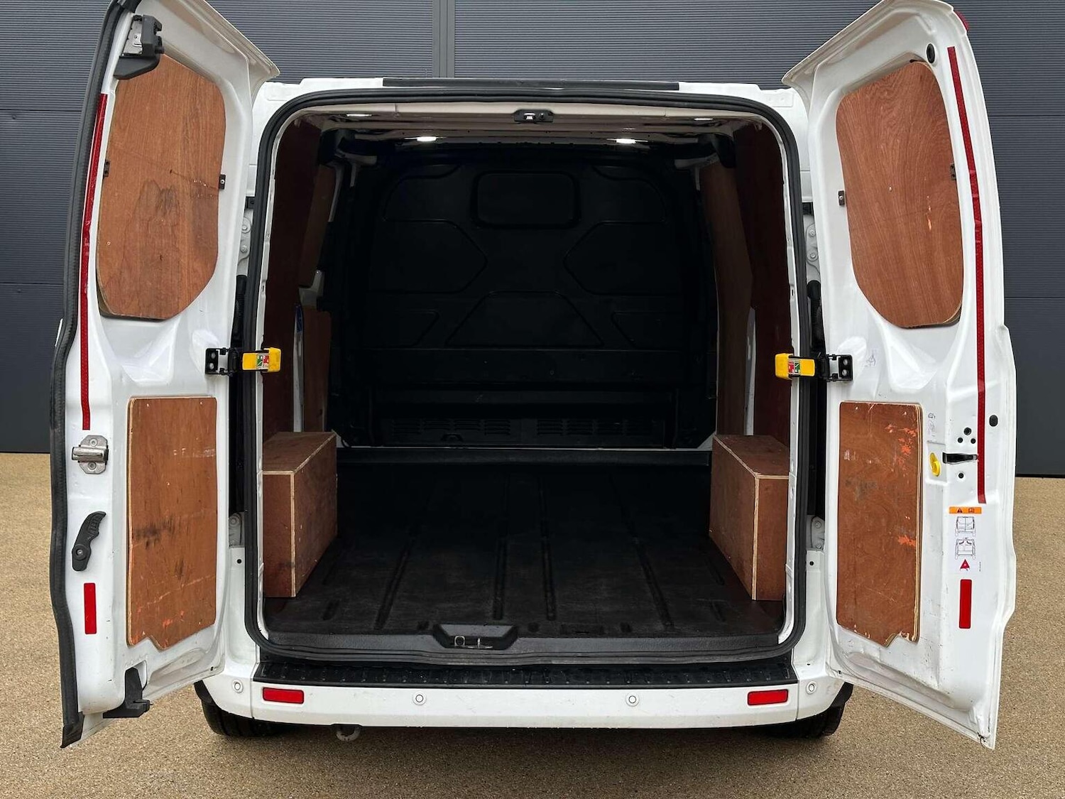 Used Ford Transit Custom 2021 for sale - 76427949: Photo 20