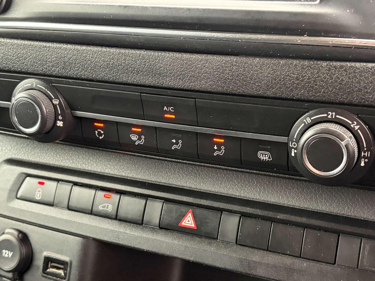 Used Peugeot Expert 2021 for sale - 77417471: Photo 36