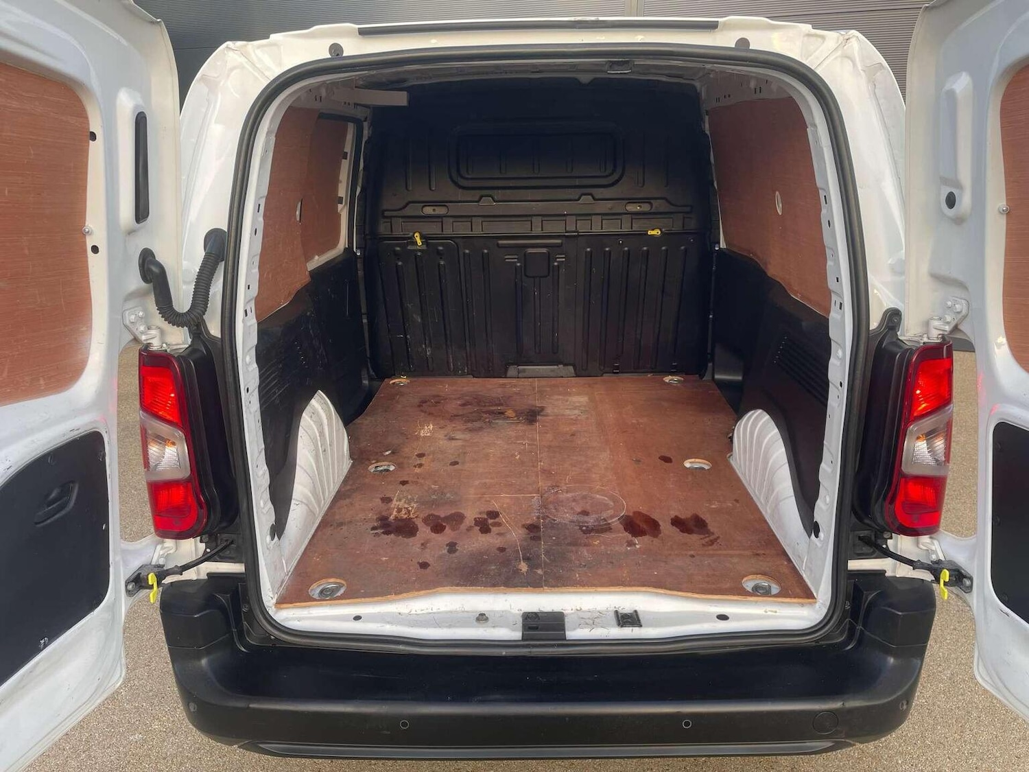 Used Peugeot Partner 2020 for sale - 76427952: Photo 11