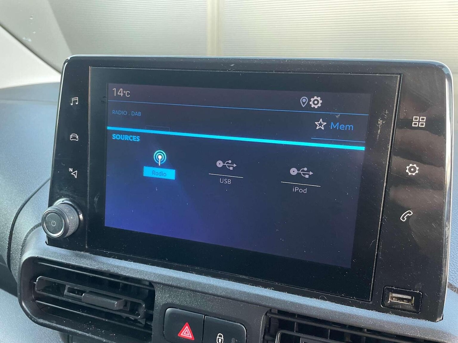 Used Peugeot Partner 2020 for sale - 76427952: Photo 31