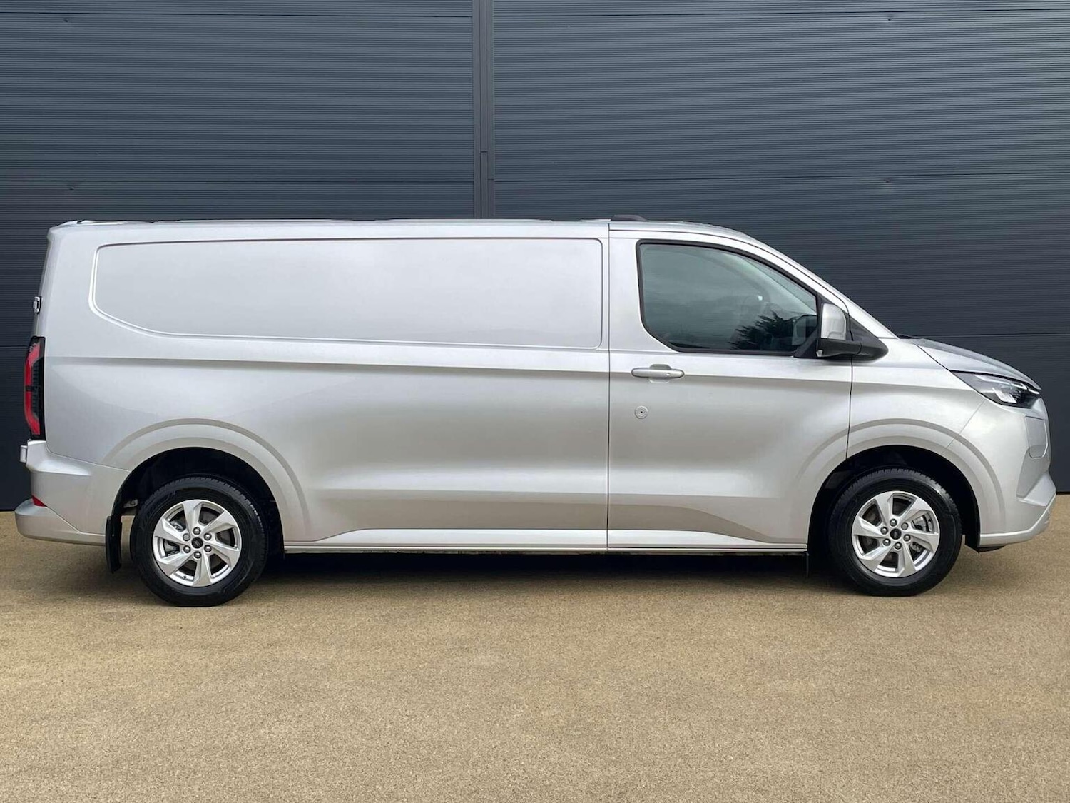 Used Ford Transit Custom 2024 for sale - 76427944: Photo 10