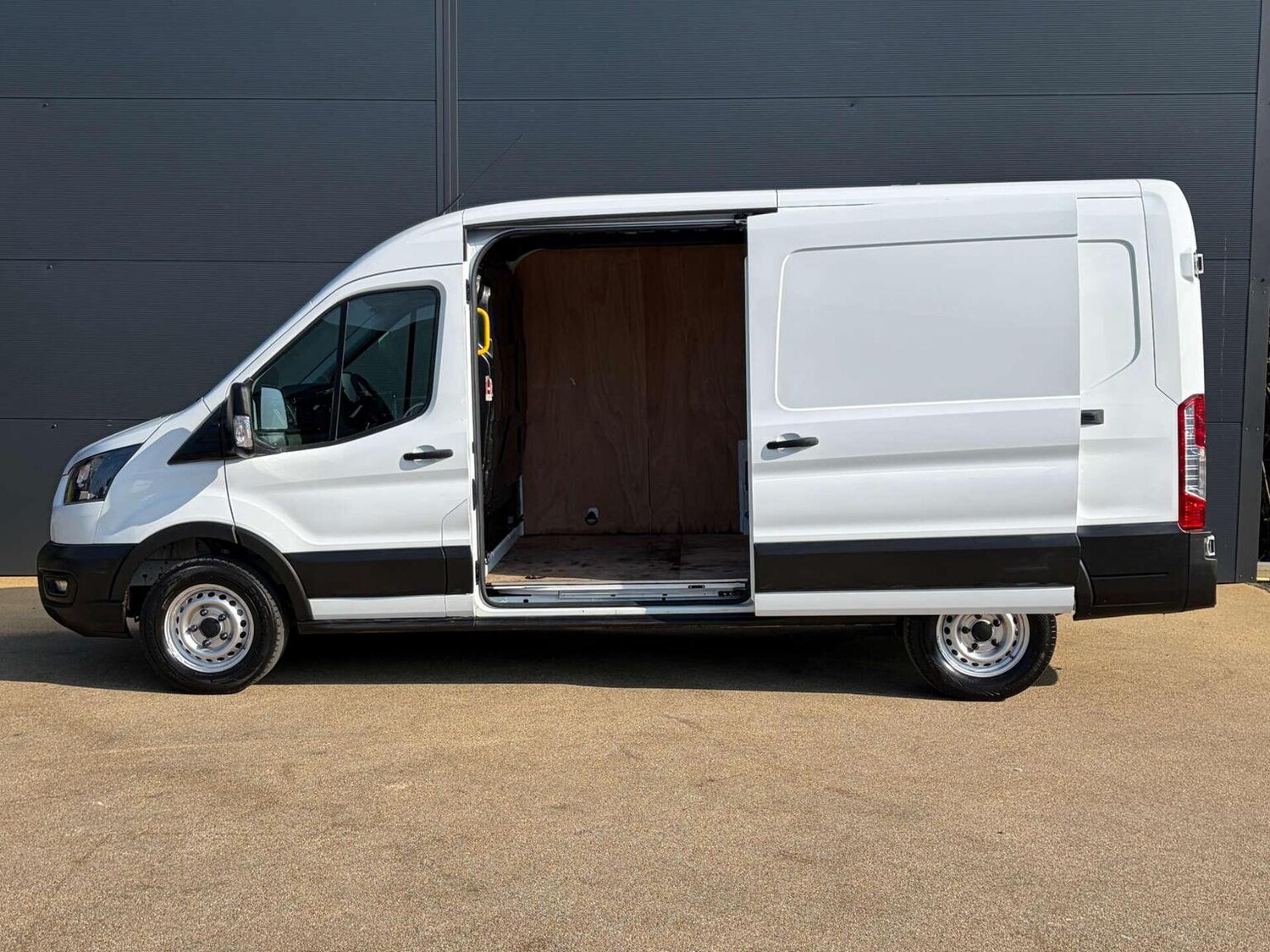 Used Ford Transit 2023 for sale - 77758950: Photo 10