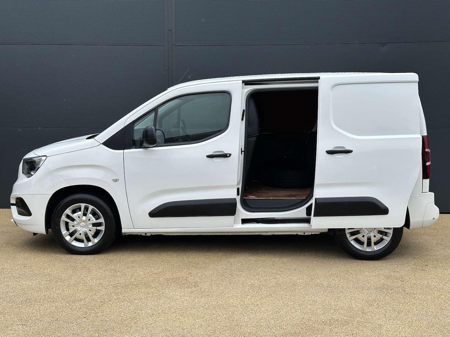 Used Vauxhall Combo 2020 for sale - 76427942: Photo 12