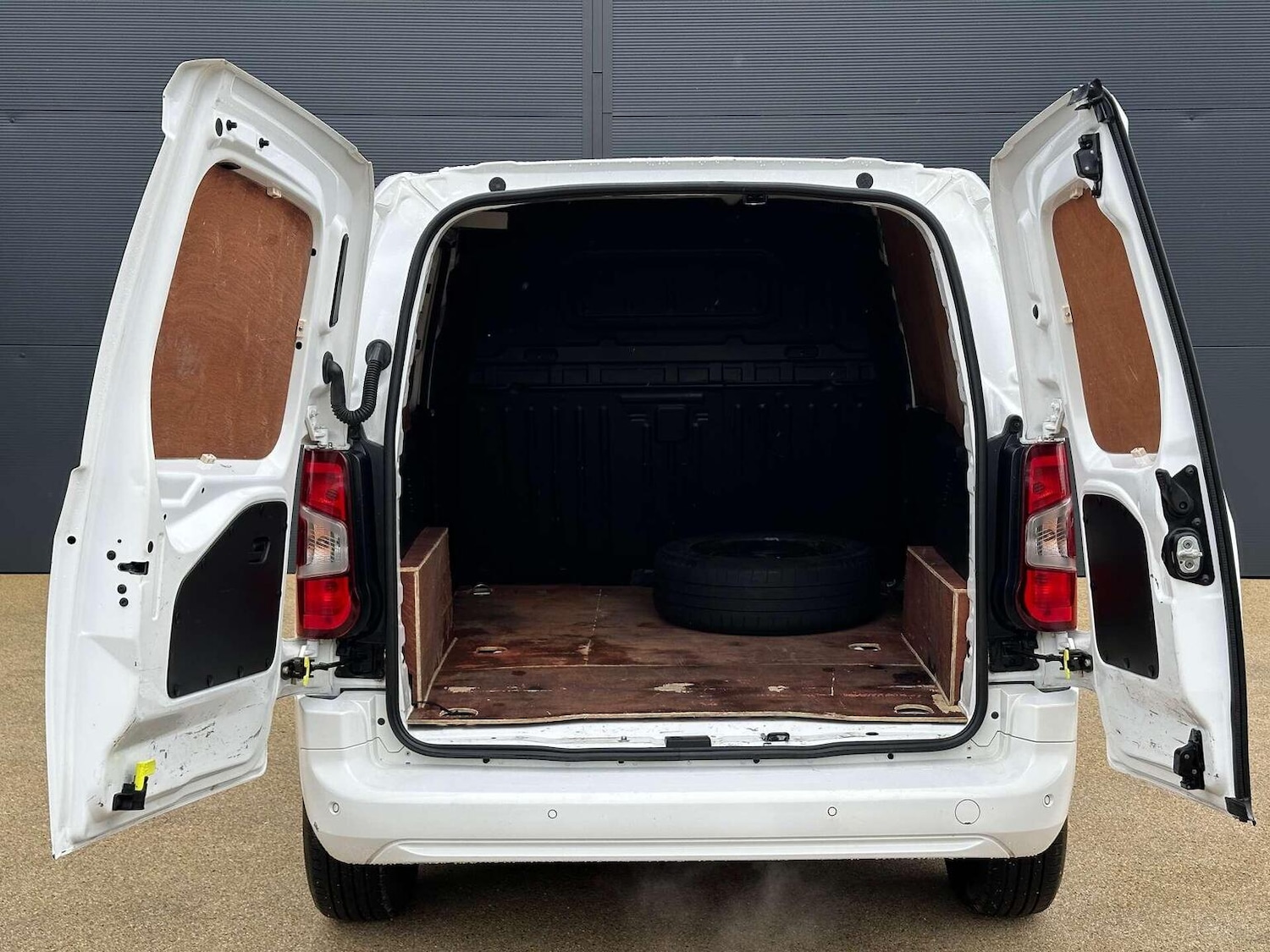 Used Vauxhall Combo 2020 for sale - 76427942: Photo 20