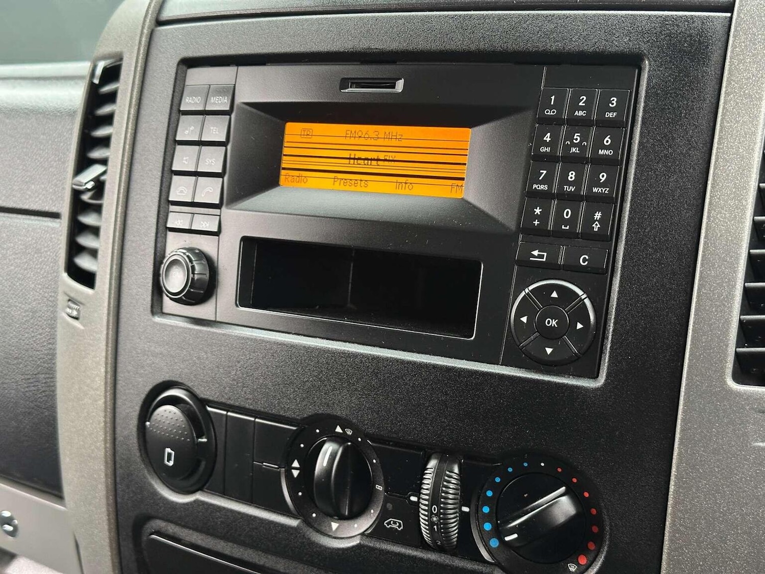 Used Mercedes-Benz Sprinter 2016 for sale - 76427915: Photo 17