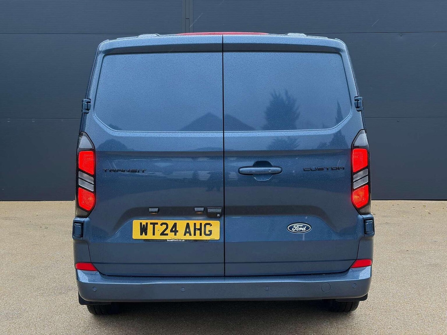 Used Ford Transit Custom 2024 for sale - 77264420: Photo 3