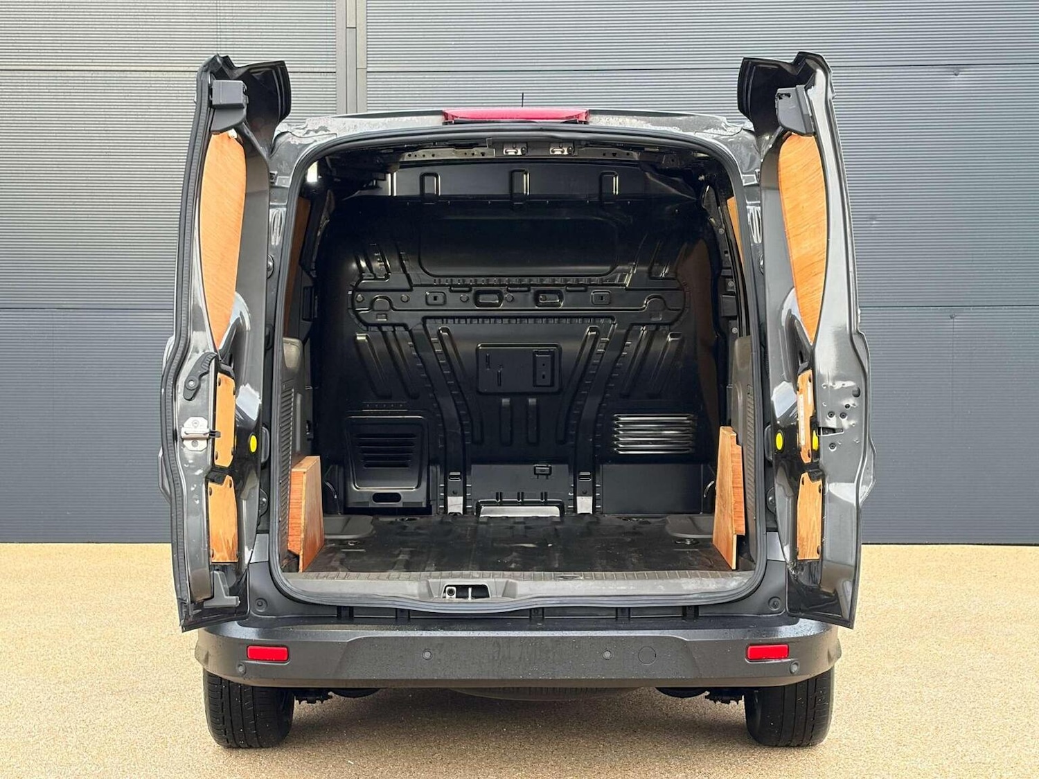 Used Ford Transit Connect 2020 for sale - 77897775: Photo 14