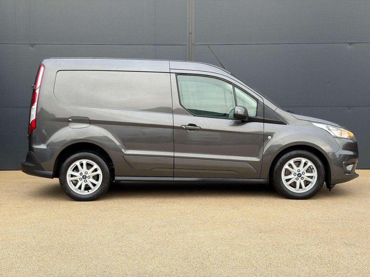 Used Ford Transit Connect 2020 for sale - 77897775: Photo 8