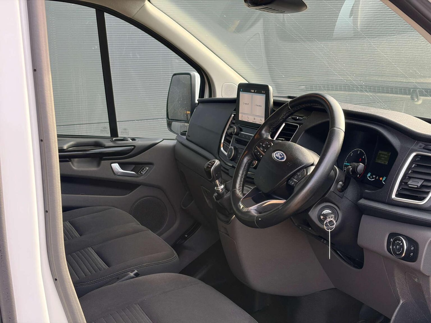 Used Ford Transit Custom 2019 for sale - 77417472: Photo 2