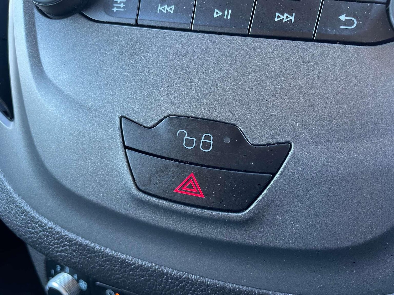 Used Ford Transit Courier 2019 for sale - 76725603: Photo 43