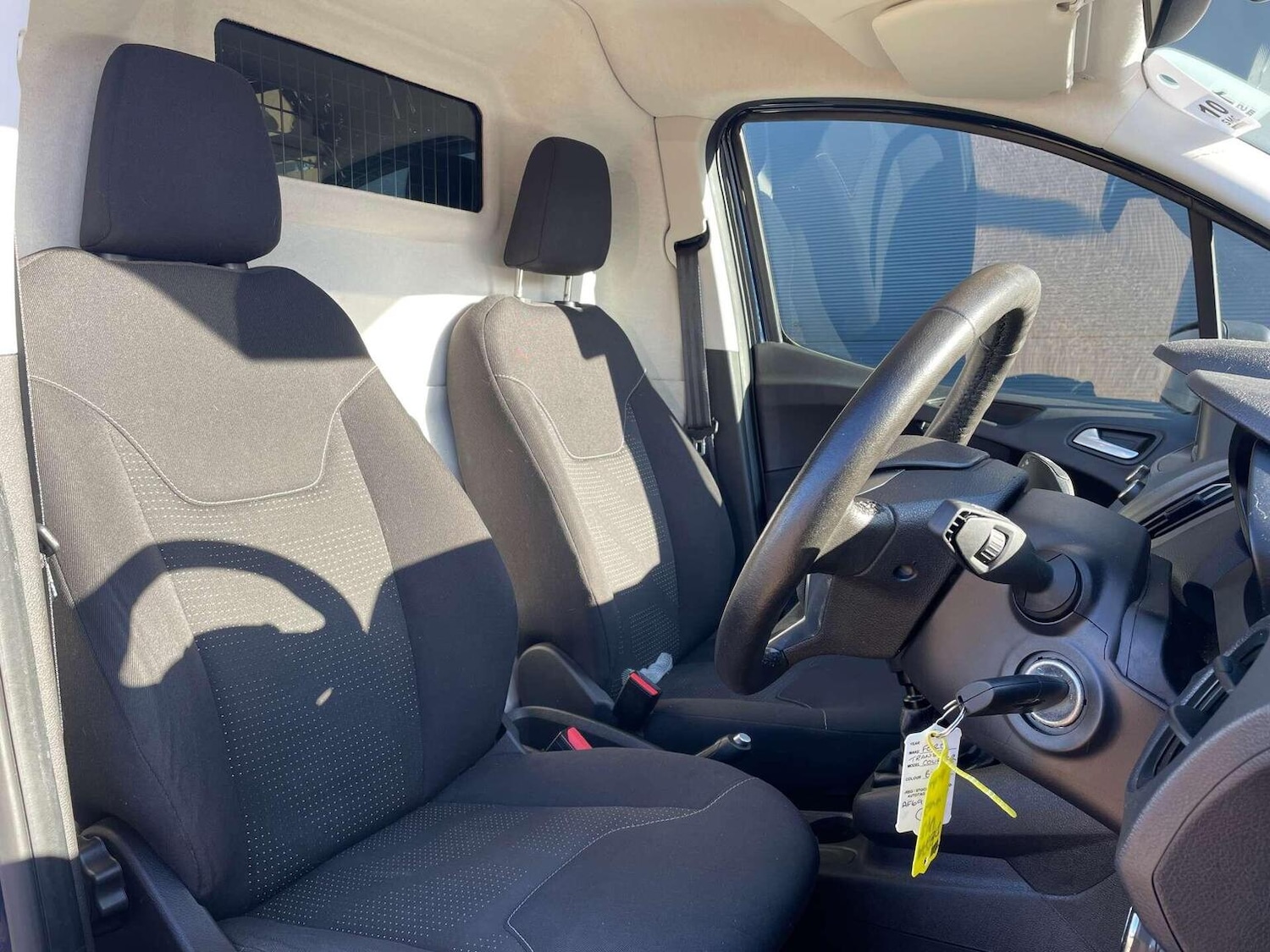 Used Ford Transit Courier 2019 for sale - 76725603: Photo 45