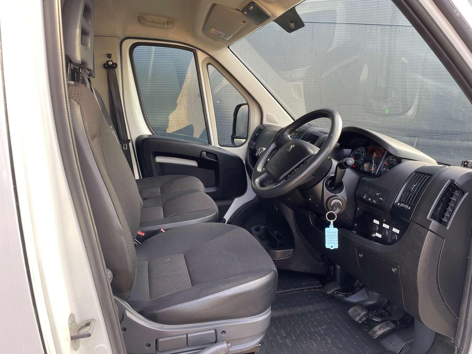 Used Peugeot Boxer 2021 for sale - 76712861: Photo 2