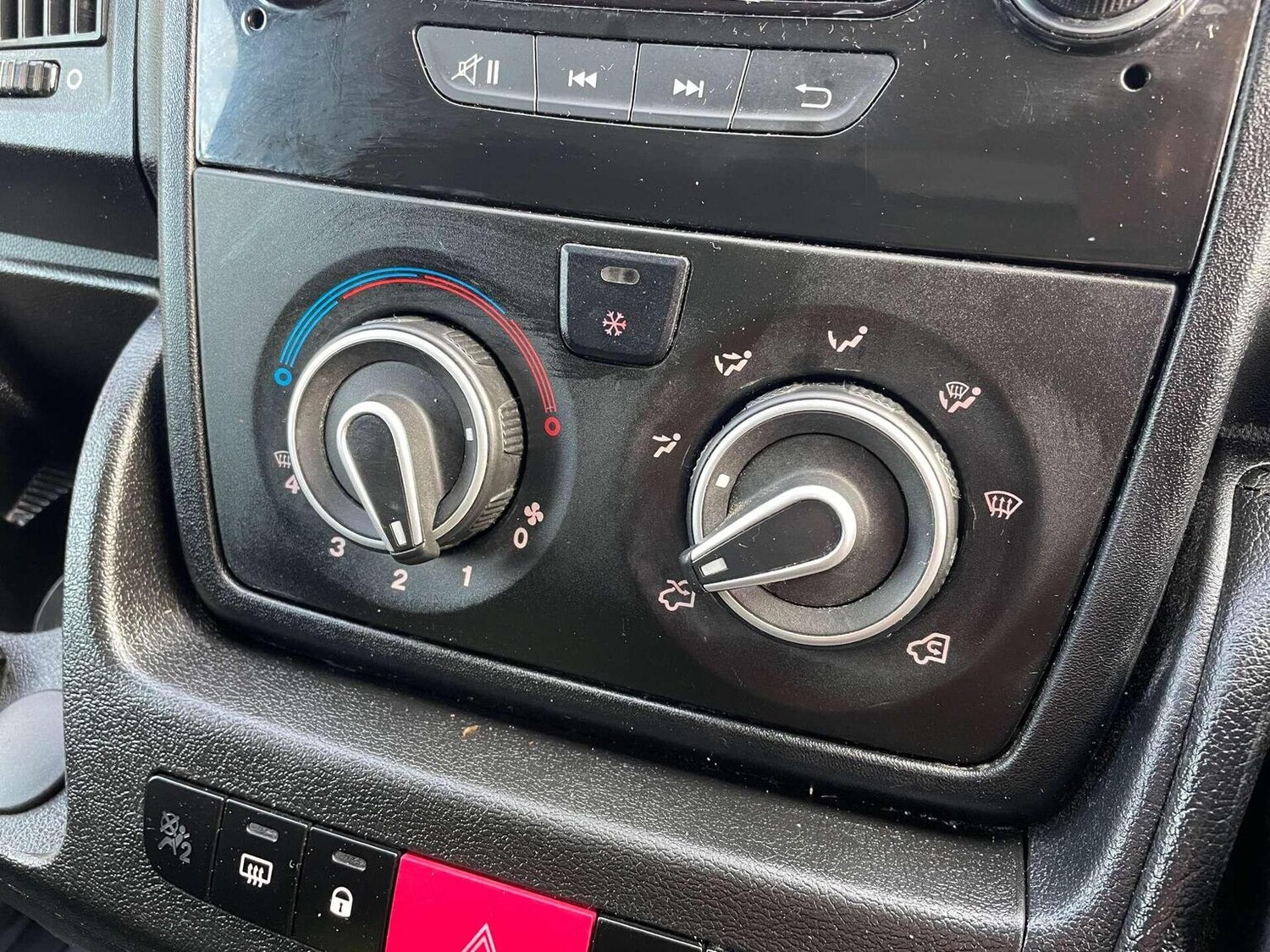 Used Peugeot Boxer 2021 for sale - 76712861: Photo 28