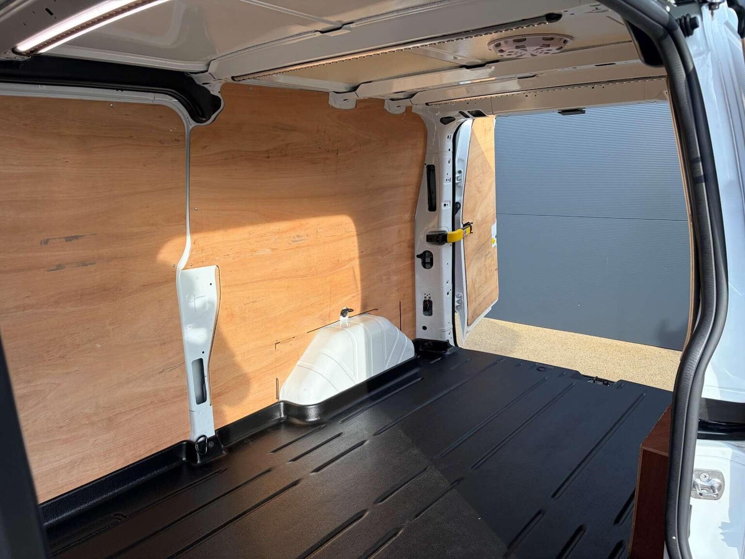 Used Ford Transit Custom 2023 for sale - 77154445: Photo 17