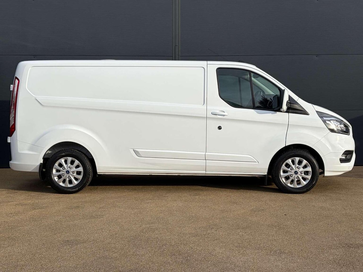 Used Ford Transit Custom 2023 for sale - 77154445: Photo 8
