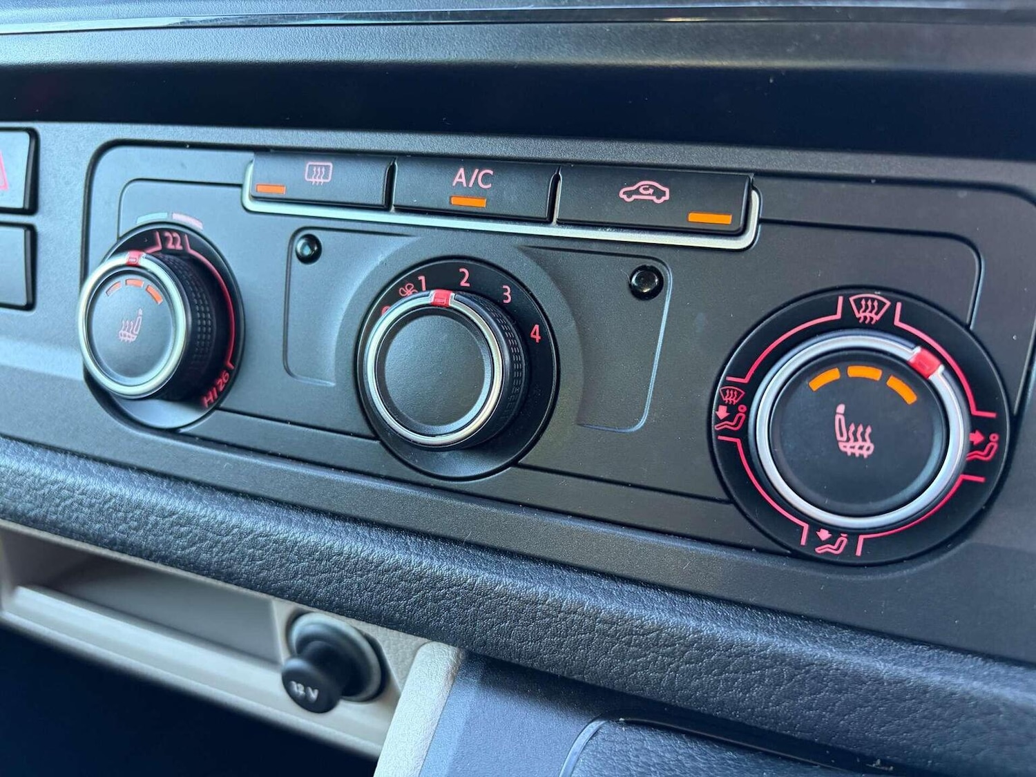 Used Volkswagen Transporter 2019 for sale - 76945564: Photo 26