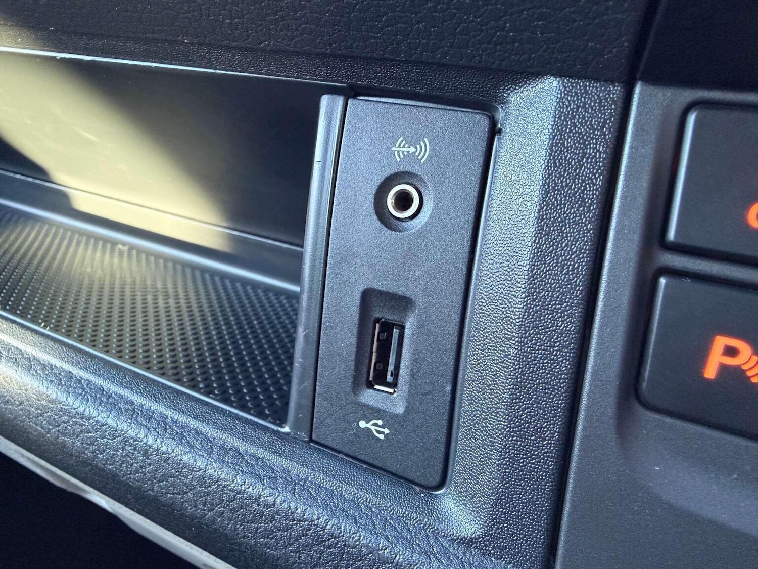 Used Volkswagen Transporter 2019 for sale - 76945564: Photo 27