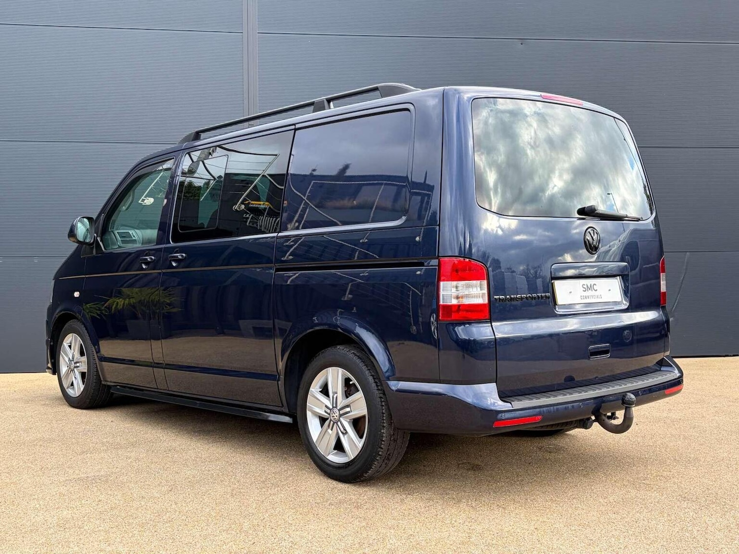 Used Volkswagen Transporter 2015 for sale - 77632467: Photo 3