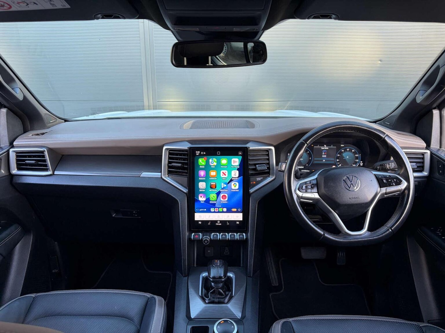 Used Volkswagen Amarok 2024 for sale - 77423561: Photo 29