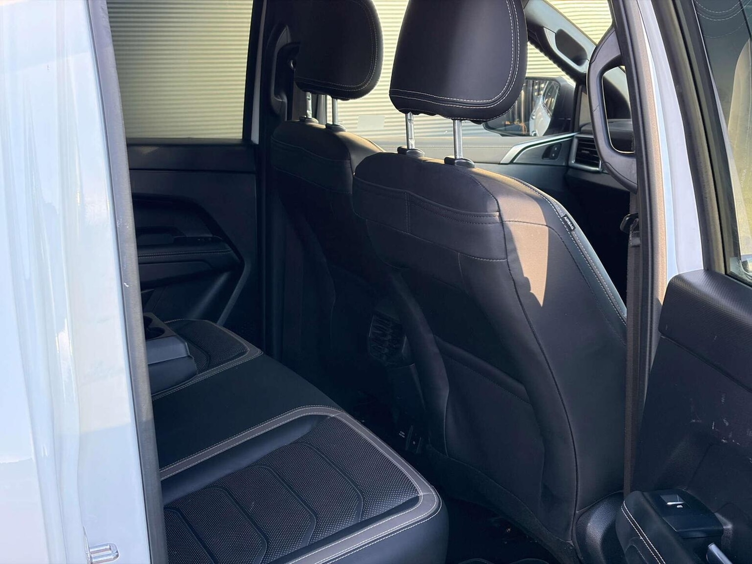 Used Volkswagen Amarok 2024 for sale - 77423561: Photo 35