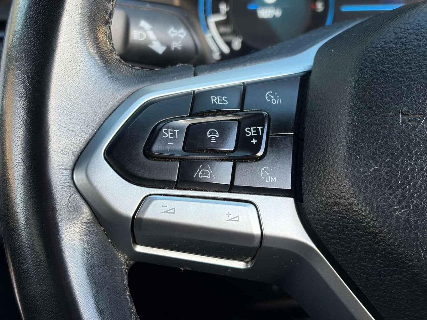 Used Volkswagen Amarok 2024 for sale - 77423561: Photo 45