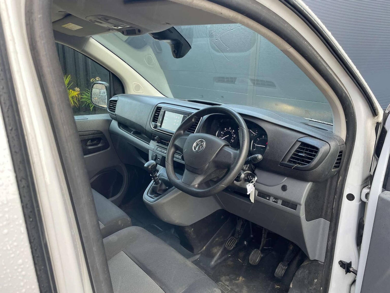 Used Vauxhall Vivaro 2022 for sale - 76427892: Photo 2