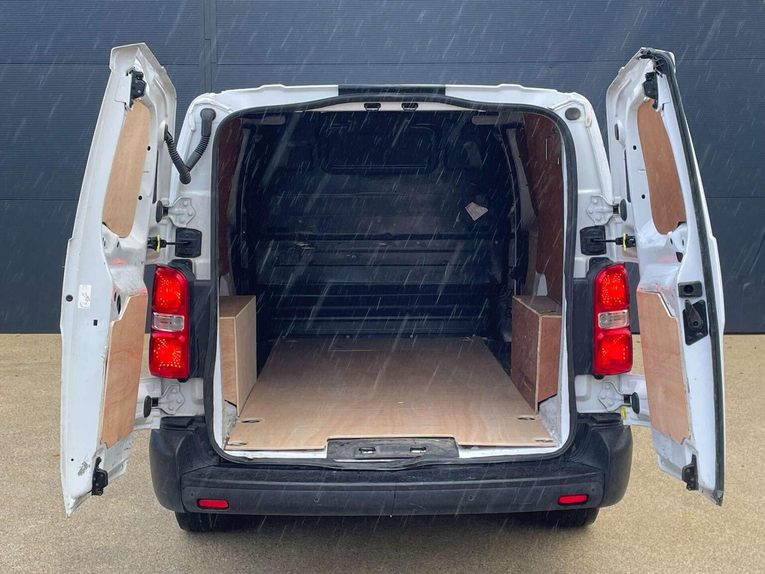 Used Vauxhall Vivaro 2022 for sale - 76427892: Photo 31