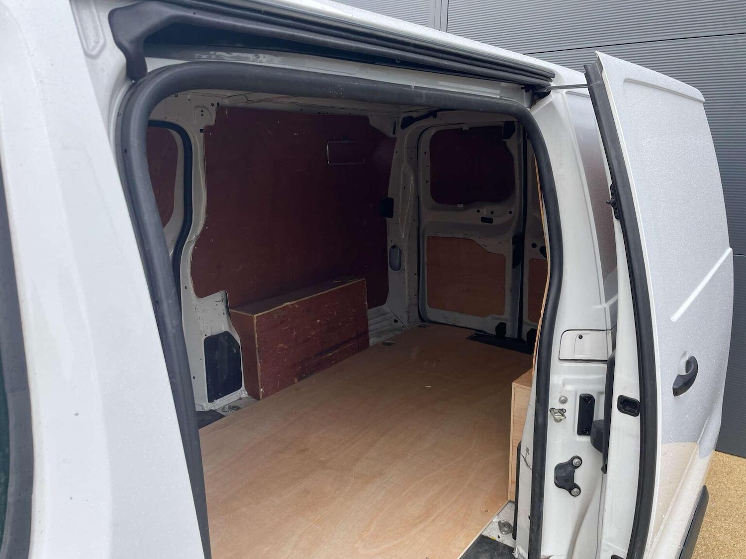 Used Vauxhall Vivaro 2022 for sale - 76427892: Photo 32