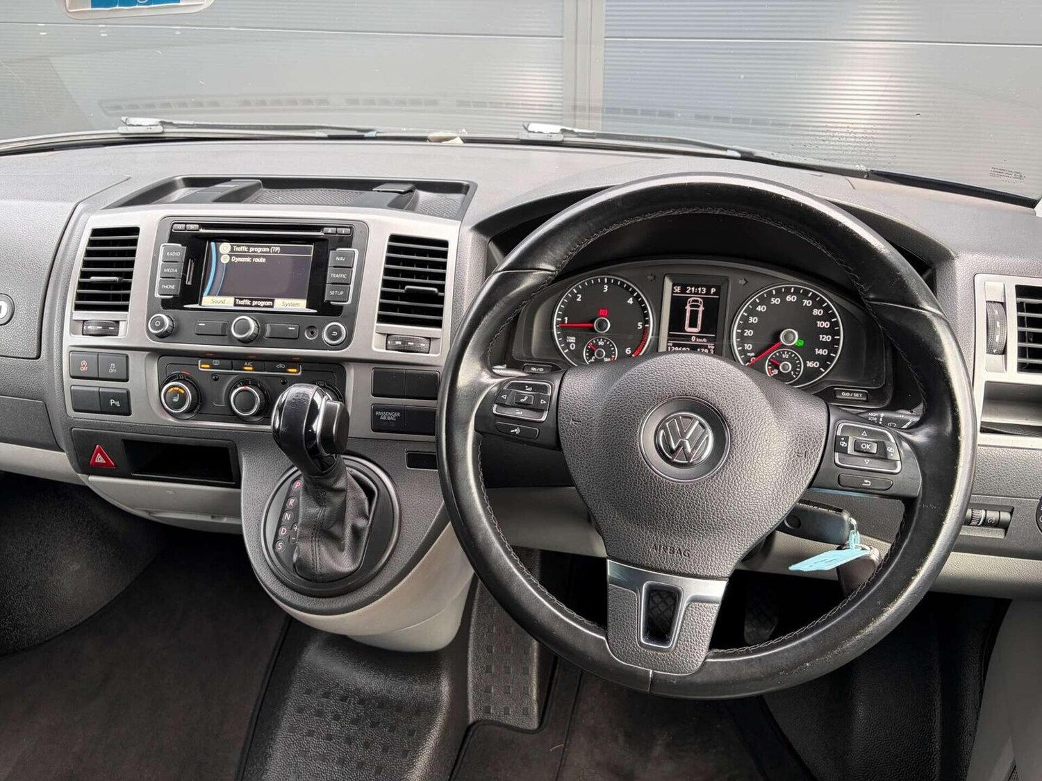 Used Volkswagen Transporter 2015 for sale - 76945593: Photo 45