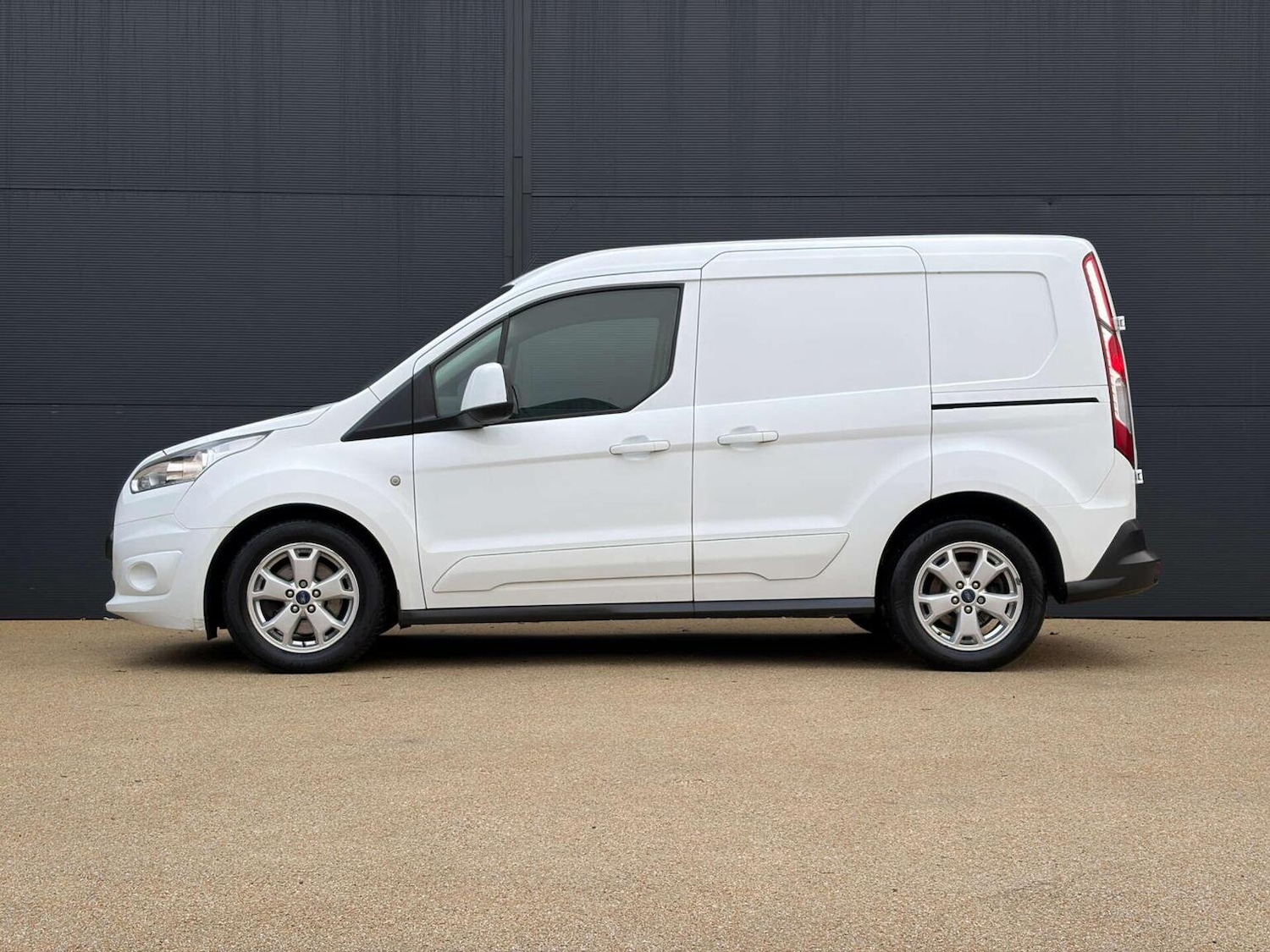 Used Ford Transit Connect 2018 for sale - 77289259: Photo 10